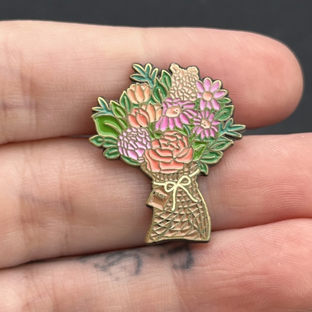 Flowers Floral Bouquet Lapel Hat Pin